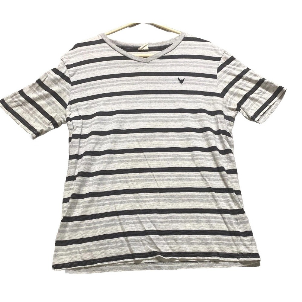 Company 81 T-Shirt Mens X-Large Gray Black 100 % Cotton Striped Logo V Neck